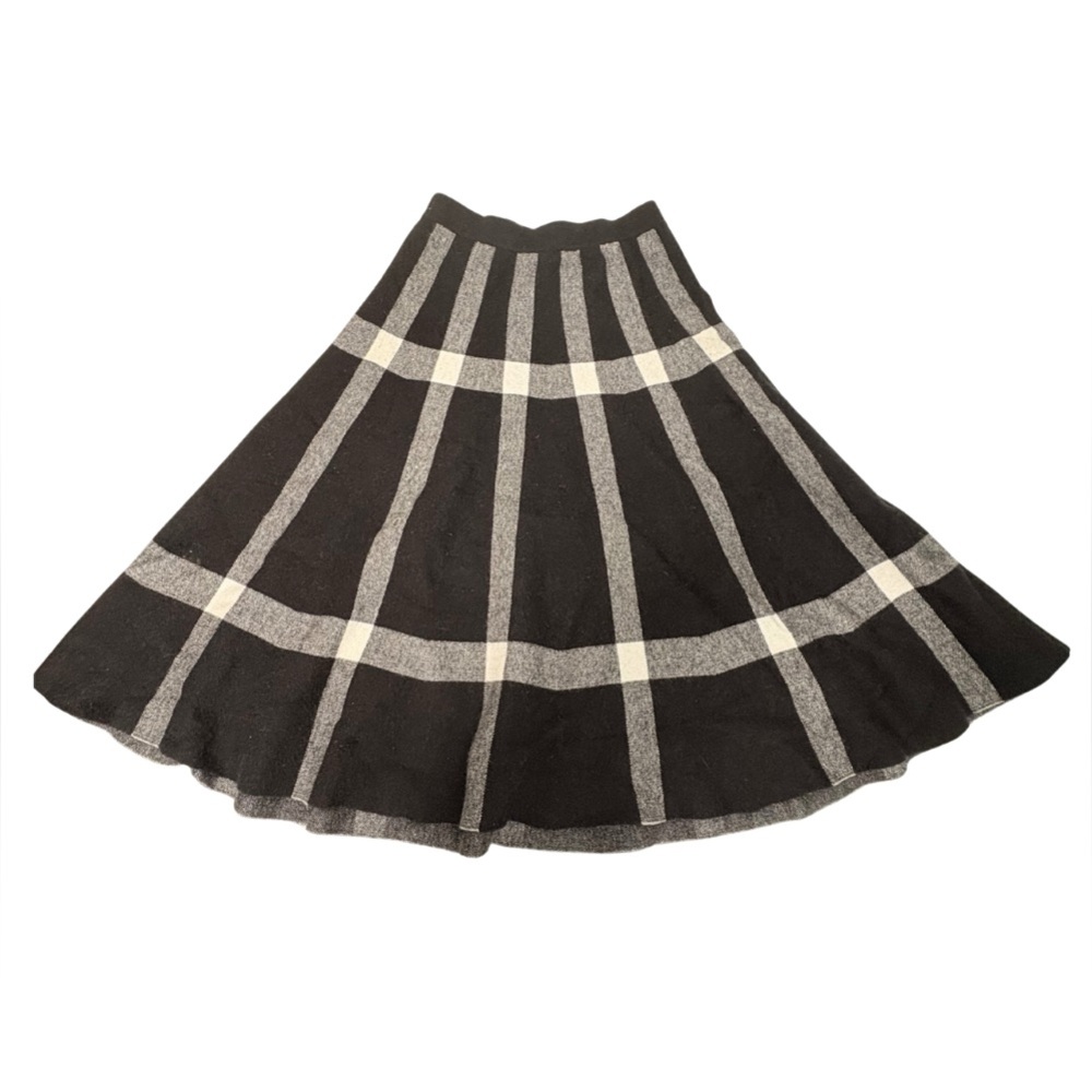 Gracia Black and Gray Plaid Women's Skirt Size Medum